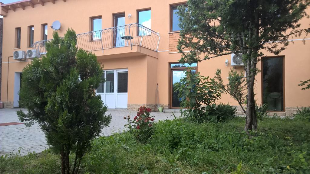 Kazinczy Apartment Кескемет Екстериор снимка