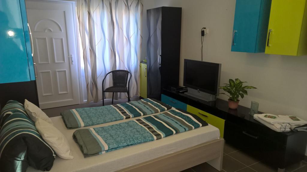 Kazinczy Apartment Кескемет Стая снимка