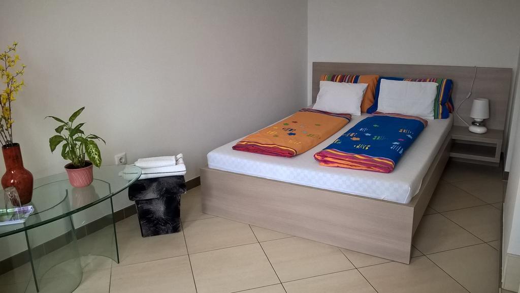 Kazinczy Apartment Кескемет Стая снимка