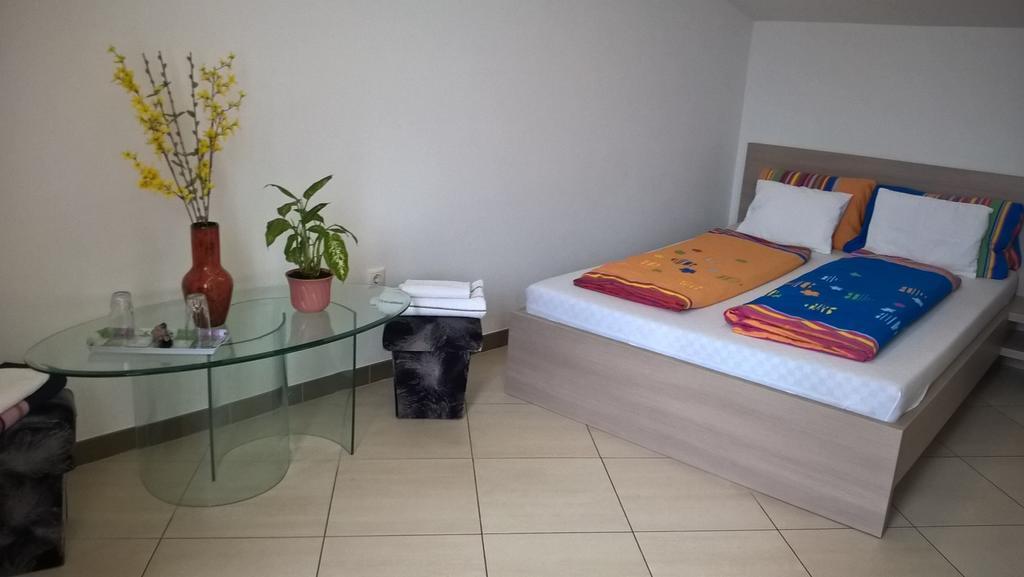 Kazinczy Apartment Кескемет Стая снимка