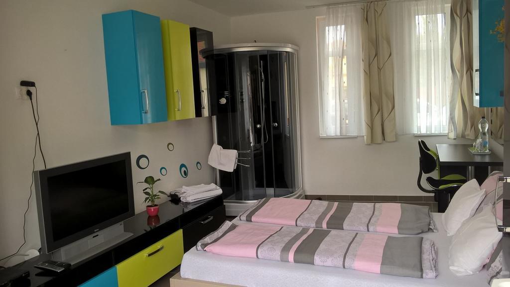 Kazinczy Apartment Кескемет Стая снимка