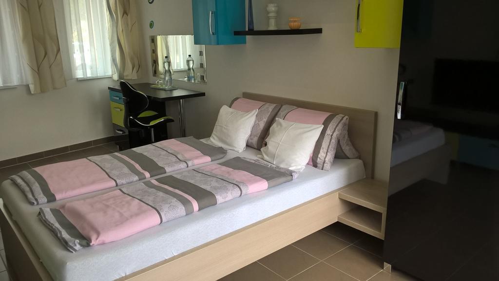 Kazinczy Apartment Кескемет Стая снимка